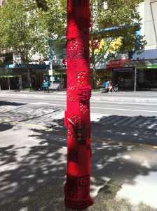 yarn bomb4